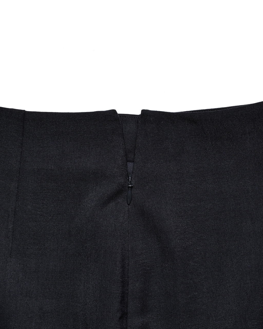Line Straight Skirt